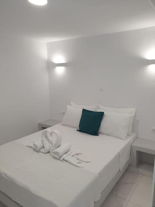 Hh Bay Apartman Logarász Kültér fotó