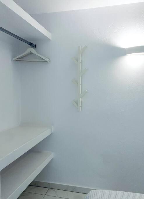 Hh Bay Apartman Logarász Kültér fotó
