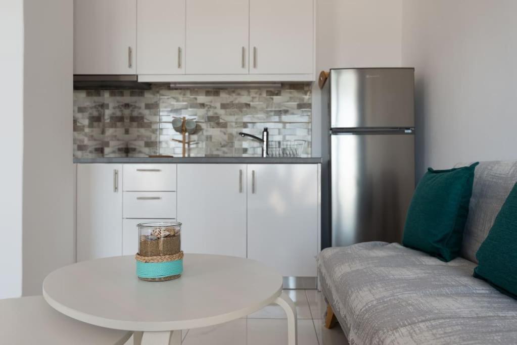 Hh Bay Apartman Logarász Kültér fotó